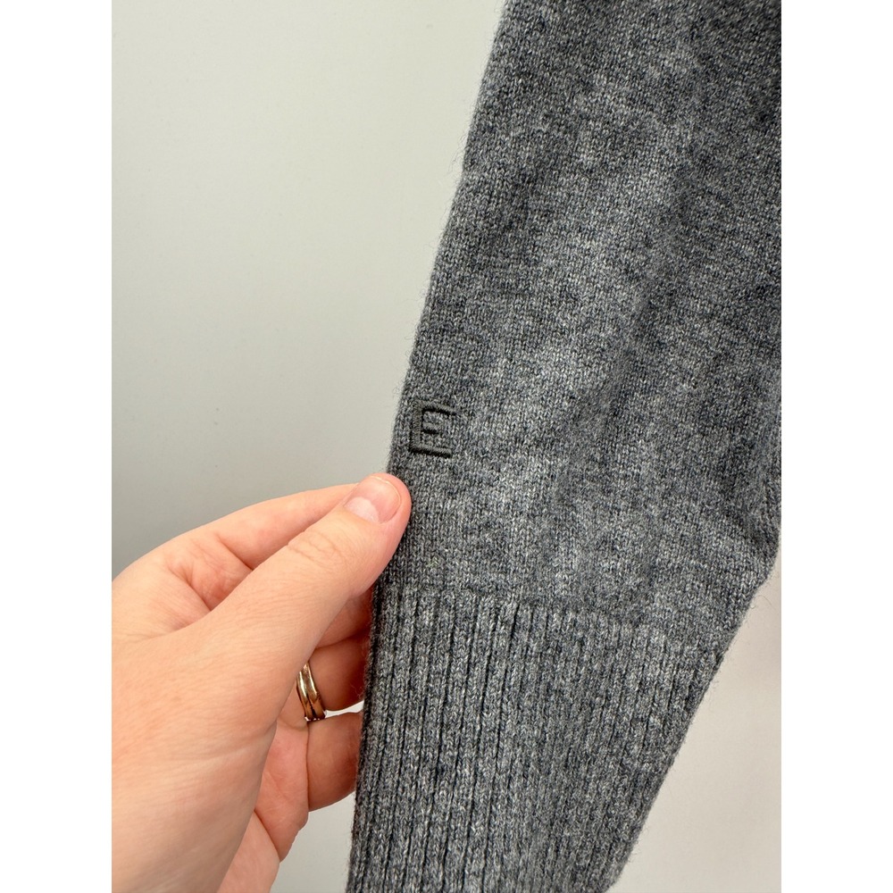 Everlane Cashmere Sweater Women's Medium Gray Classic Minimal Soft - Picture 5 of 7